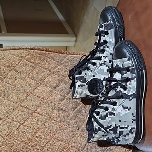 Converse Chuck Taylor All Star Hi Lace Up High Top Sneakers Shoes Camo Print